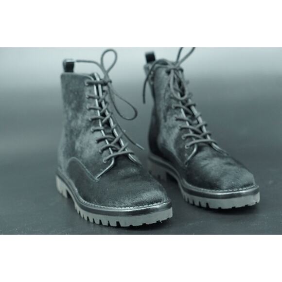 Vince Black Calf Hair Cabria Combat Ankle Boots Size 8 Women's New $495 - Picture 3 of 10